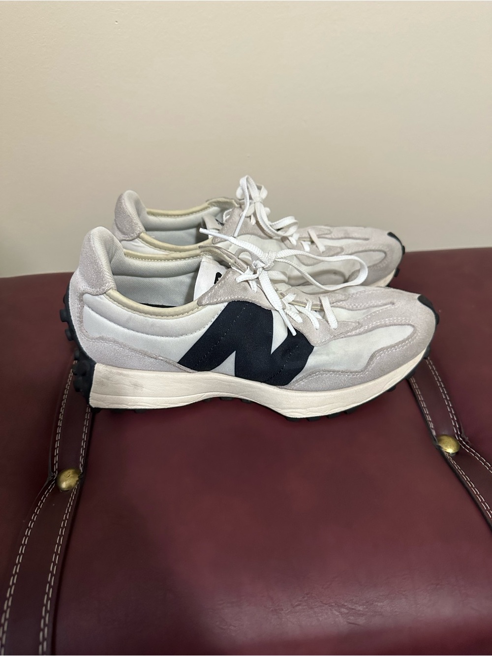 New Balance327